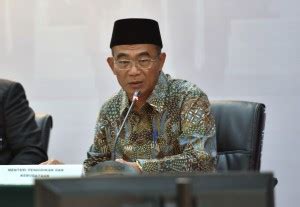 Gov t Spends Rp35.7 Trillions on Indonesia Smart 